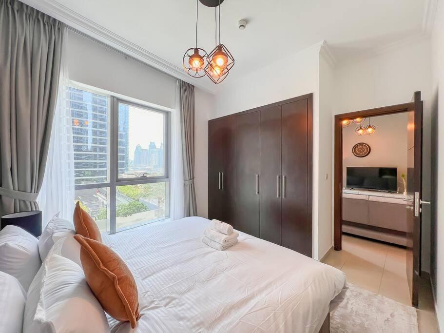Stonetree - Furnished 1br Near Marina Walk