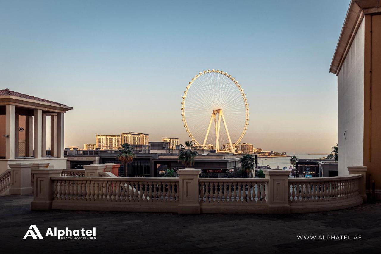 Alphatel Beach Jbr Auberge de jeunesse *