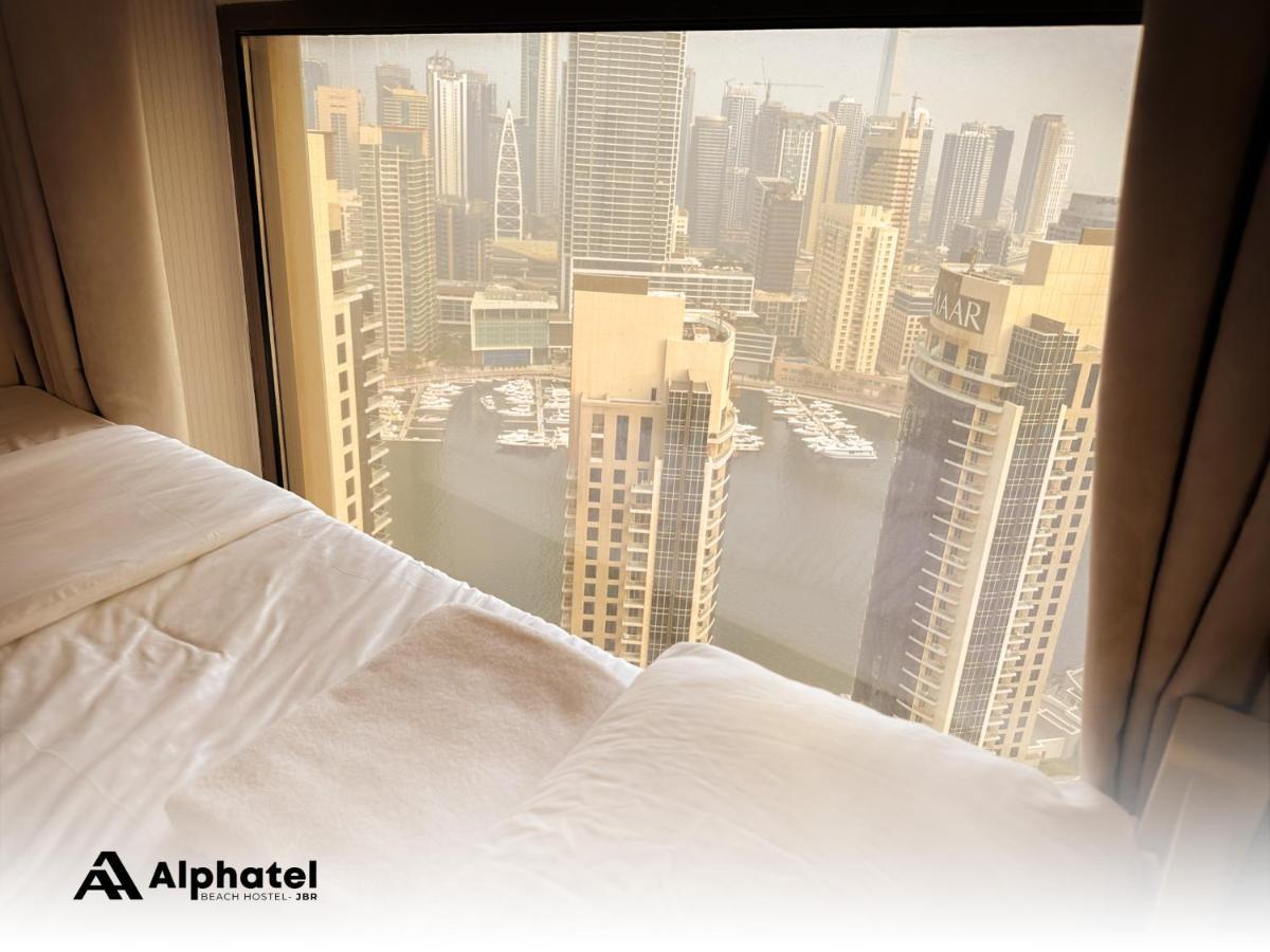Alphatel Beach Jbr Auberge de jeunesse *