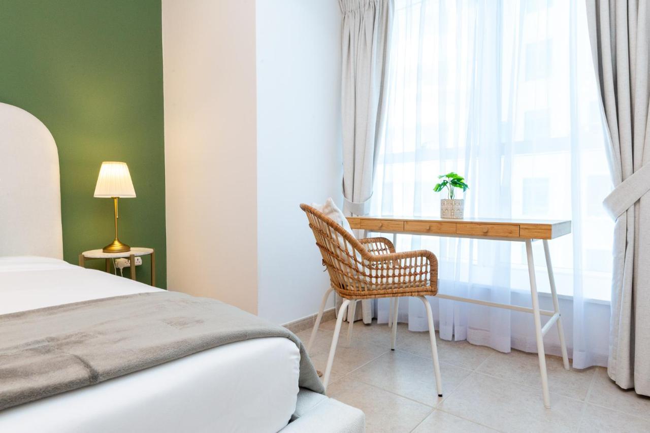 Attractive 1br With Sea View Near Barasti Club Dubái