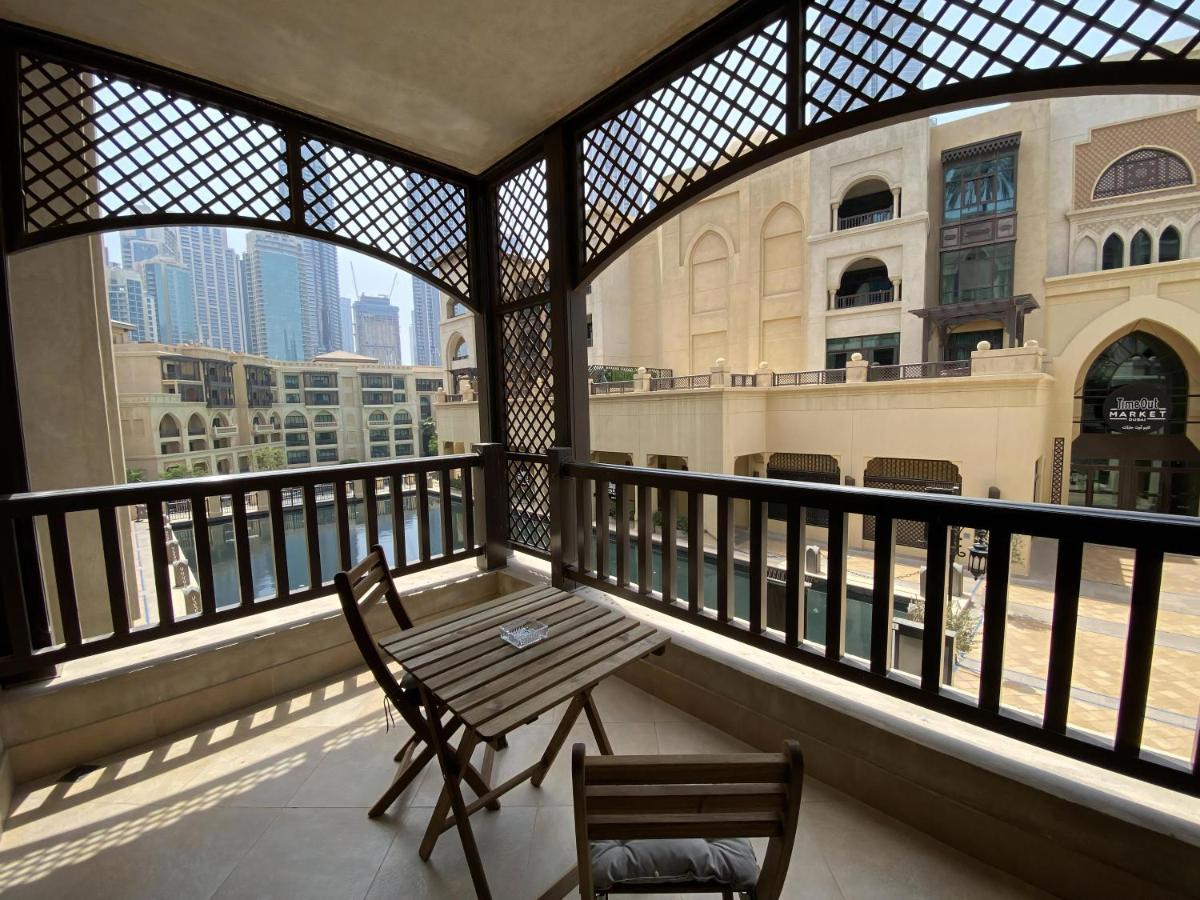 Lux I Souk Al Bahar I Burj Khalifa Views * Dubai