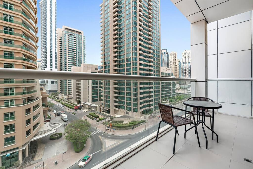 Appartement Stonetree - West Avenue 1 Br- Close To Marina Mall & Metro Dubaï