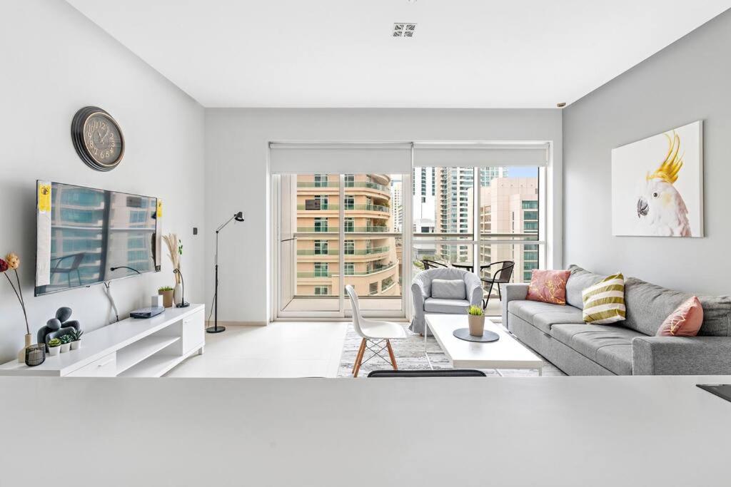 Stonetree - West Avenue 1 Br- Close To Marina Mall & Metro