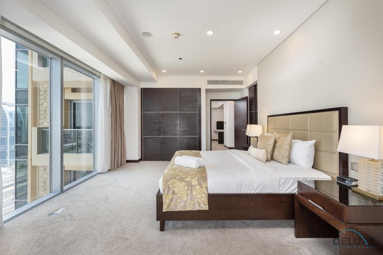 Modern 2br In The Address Residences Marina By Deluxe Homes