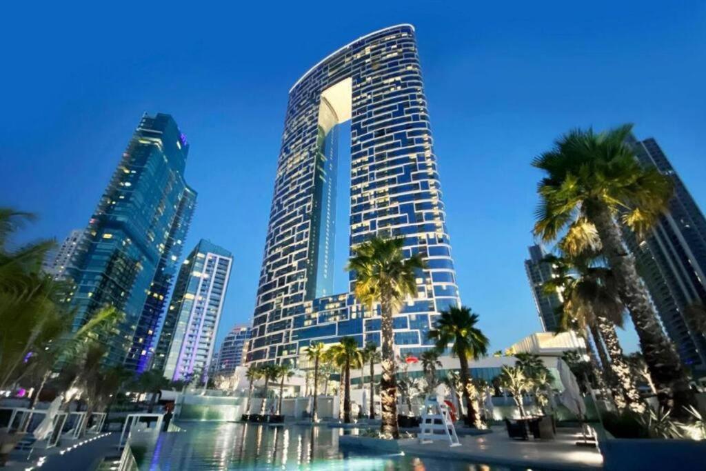 One Bedroom In Marina Near Blue Water * Dubái