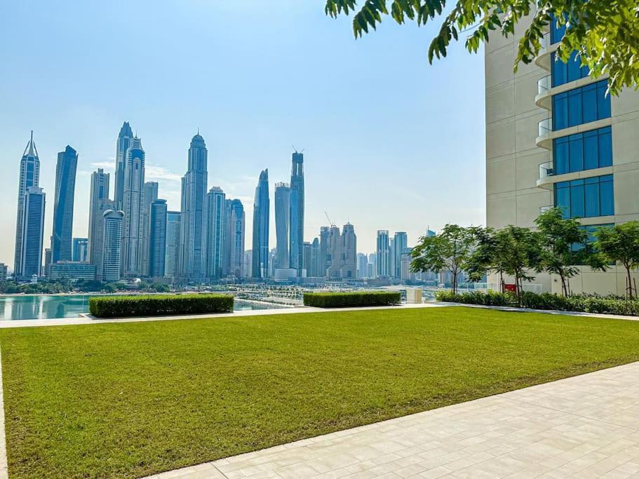 Higuests - Emaar Beachfront Haven With Majestic Marina Views Appartement