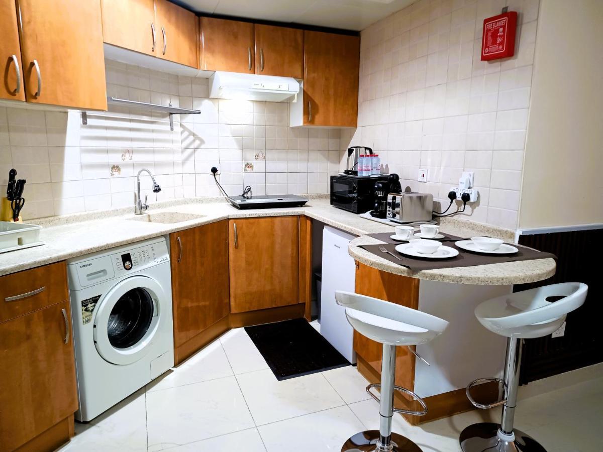 Spacious Studio In The Heart Of Jlt Apartamento