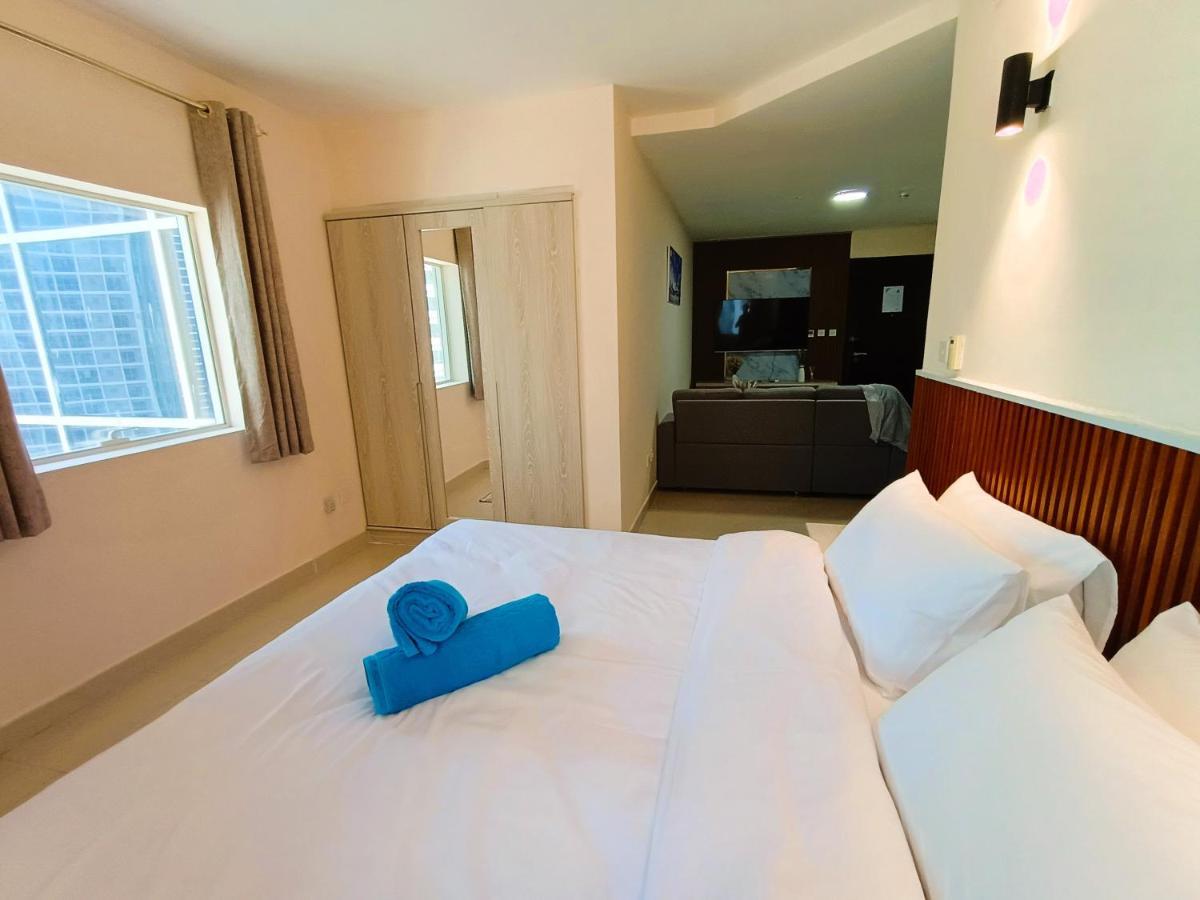 Spacious Studio In The Heart Of Jlt Dubái