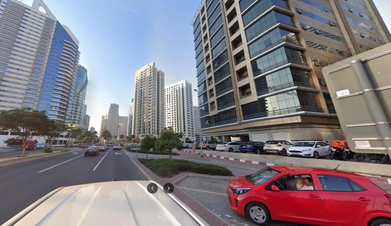 Charming Partition In Barsha Heights Near Icm *