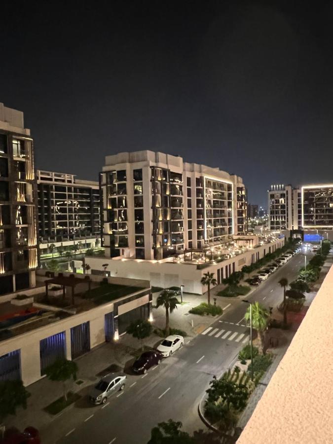 Lägenhet Modern Center Of Dubai