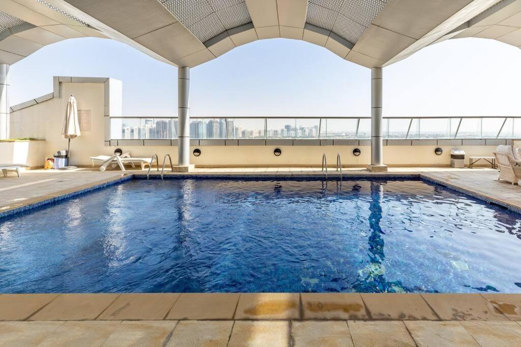 Appartement Waves Homes - Cozy & Fully Furnished In Sports Dubaï