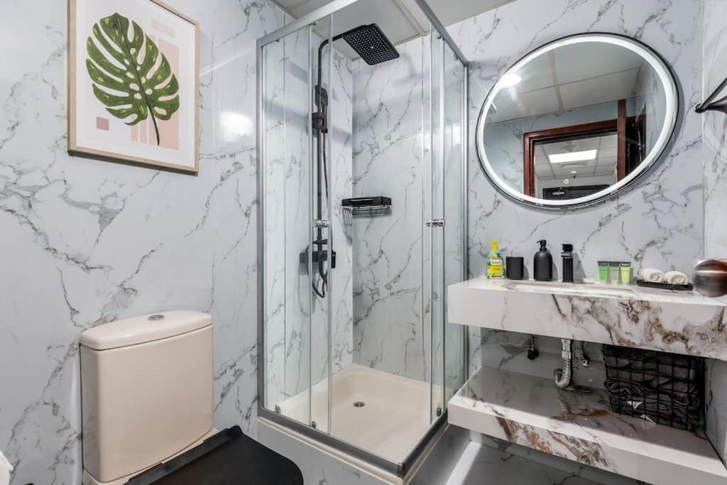 Appartement Waves Homes - Cozy & Fully Furnished In Sports Dubaï
