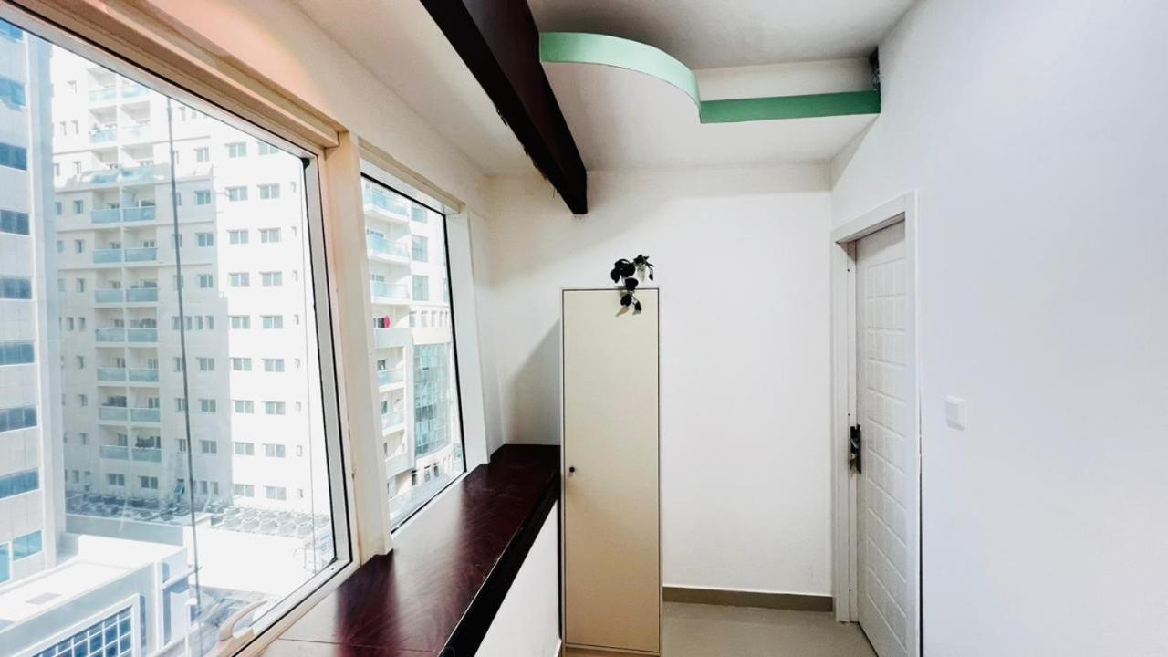 Dreamy Partition In Barsha1 * Dubái
