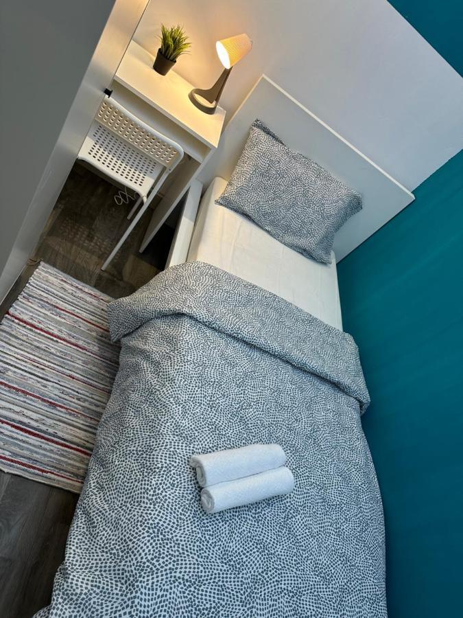 Epic Partition In Barsha Near Metro Accommodatie bij particulieren *