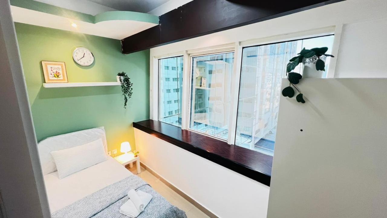 Habitación en casa particular Dreamy Partition In Barsha1 Dubái