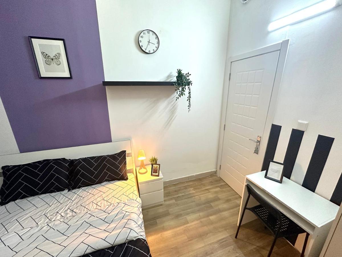 Beautiful Double Partition In Tecom Near Icm Metro Dubái