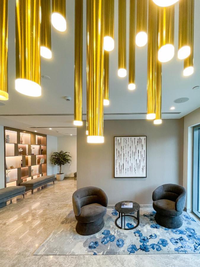 Beautiful By Mall 161br-2 Apartment *