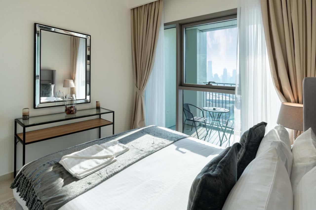 Lejlighed Sleeps 8 Burj Views Direct Mall Access