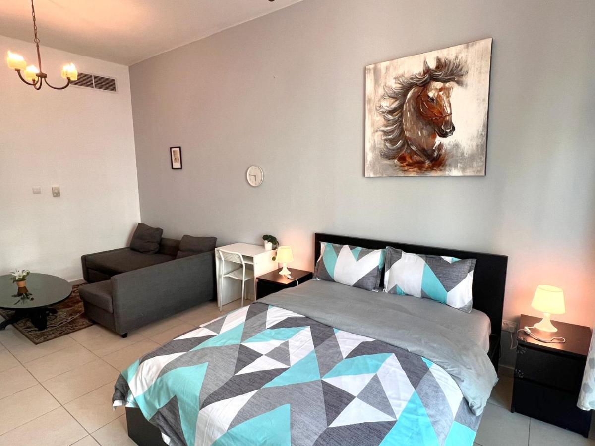 Privatunterkunft Huge In Al Barsha 1 Near Mashreq Metro Dubai