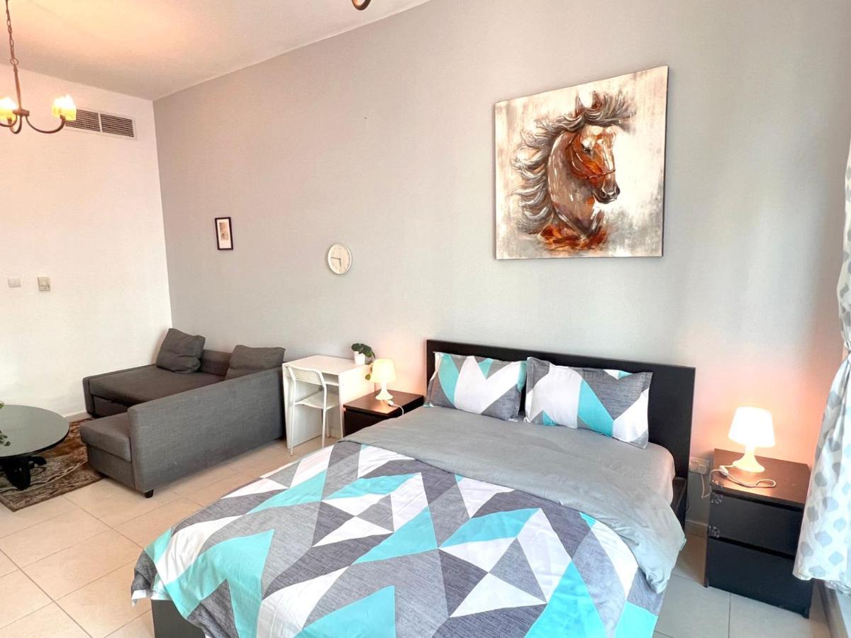Privatunterkunft Huge In Al Barsha 1 Near Mashreq Metro Dubai