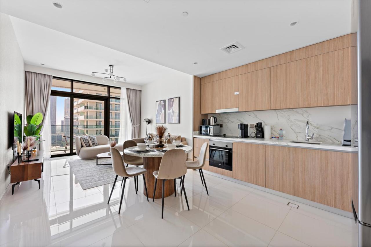 Stonetree - New Luxury With Private