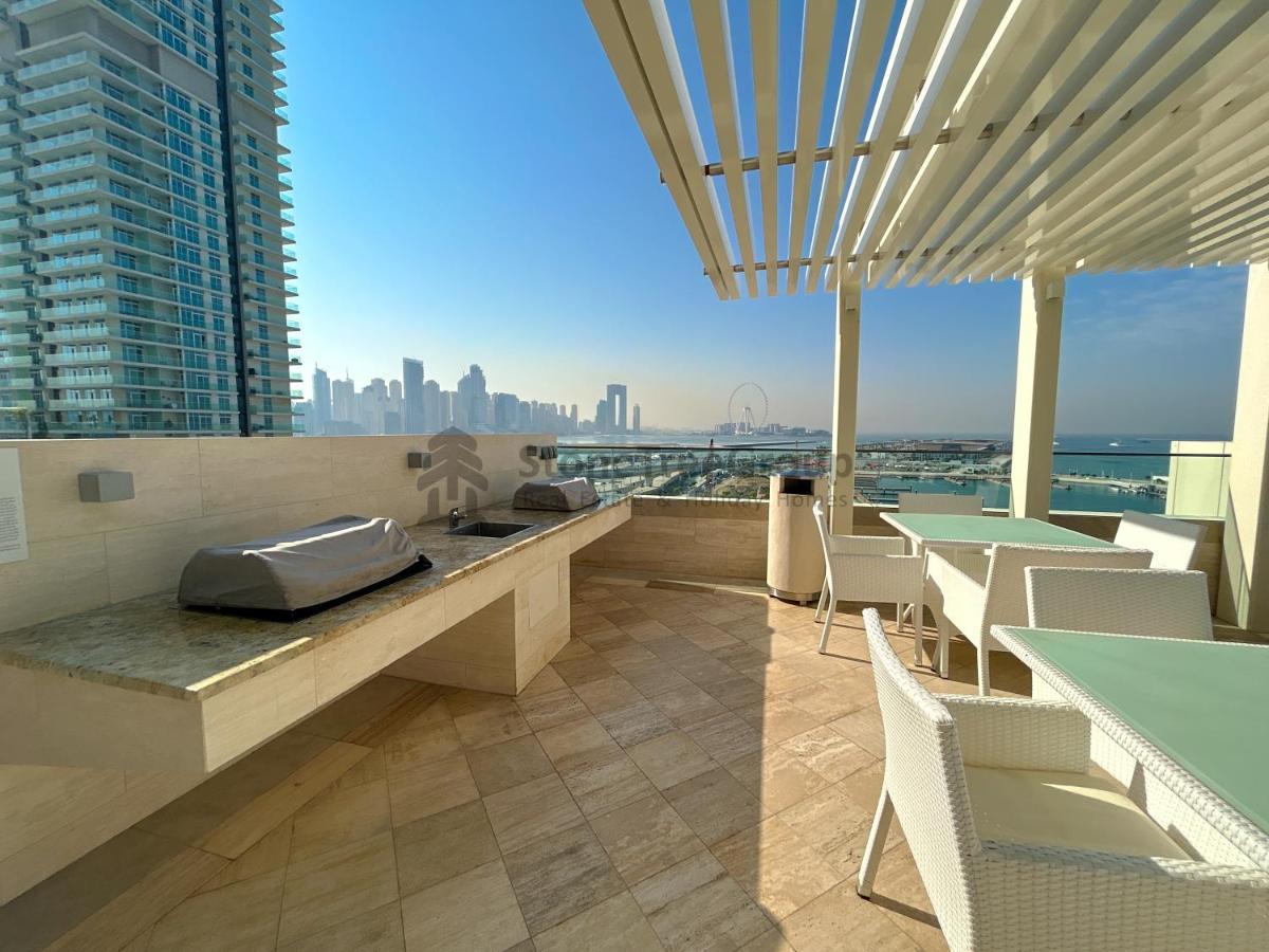 Stonetree - New Luxury With Private Appartement
