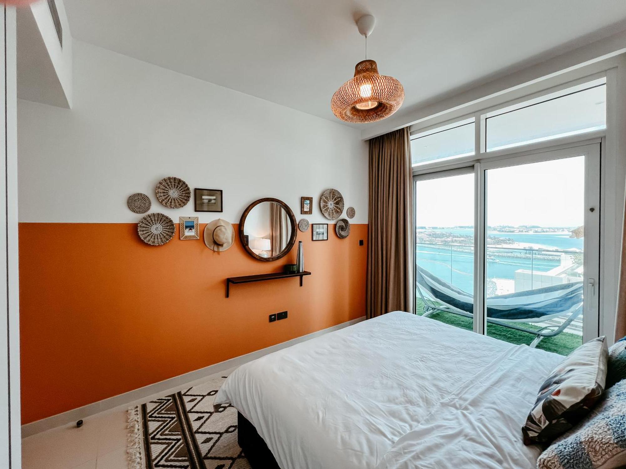 Oceanfront Escape: Stylish 1 Bedroom In Beachfront Apartamento *