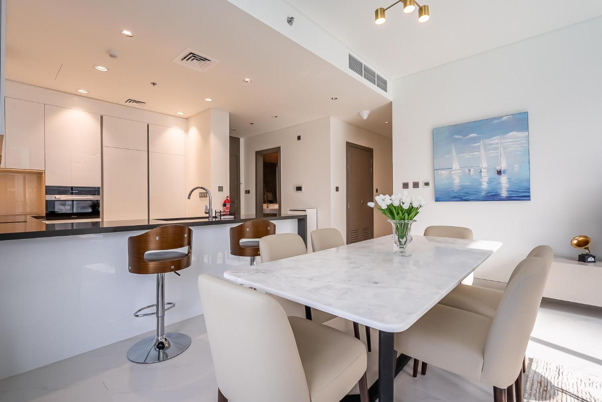 3bdr With Maid I District One I Lagoons View * Dubaï