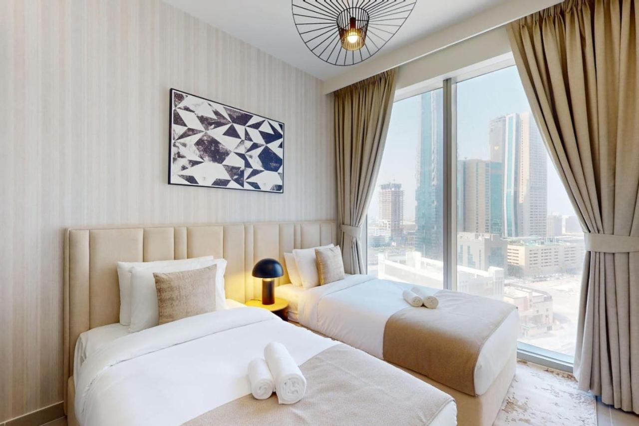 Tower 1 - Inviting Two Bedroom Appartement Dubaï
