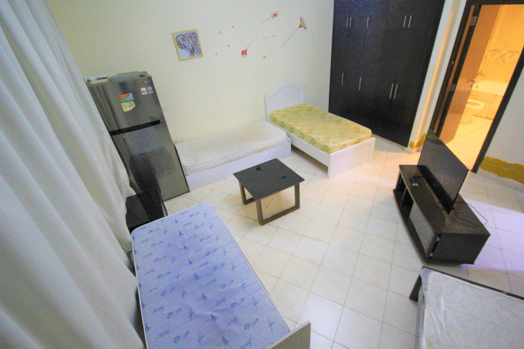 Privatunterkunft Wonderful ' For Girls Only ' In Tecom, Al Barsha Dubai