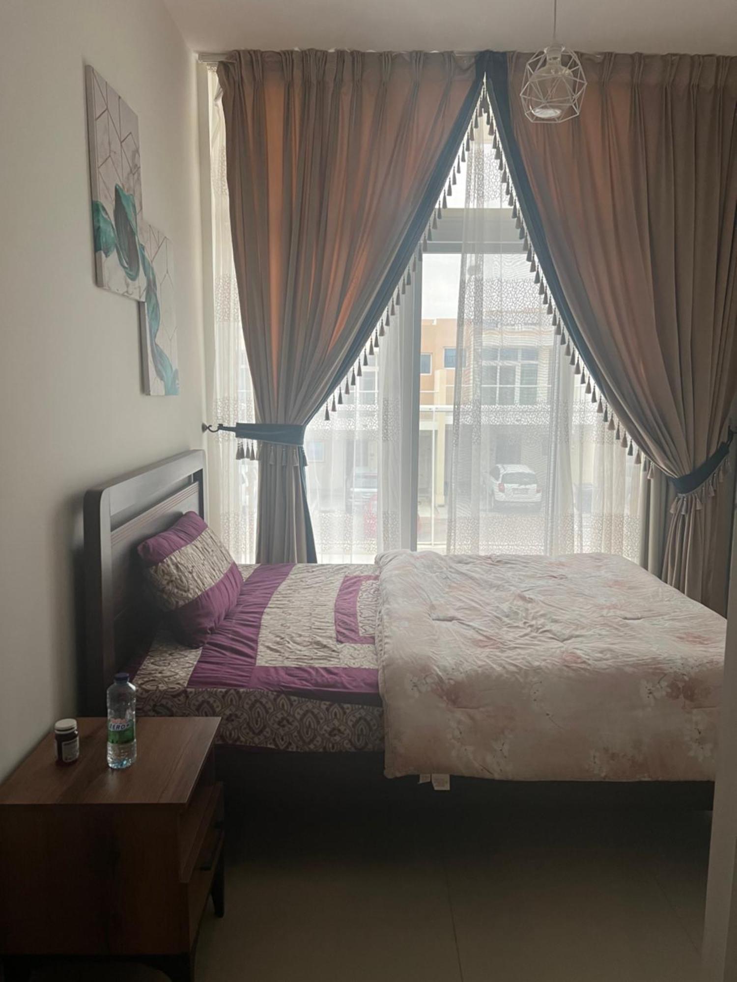 Shared In Damac Hills 2 - Female Only Homestay Dubai