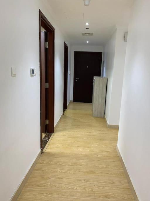 Elite Luxury - Spacious 2br Apt 1517 Sqft In Marina Both Bedroom Ensuite Walking To Metro Restaurants Beach Mall Marina Walk