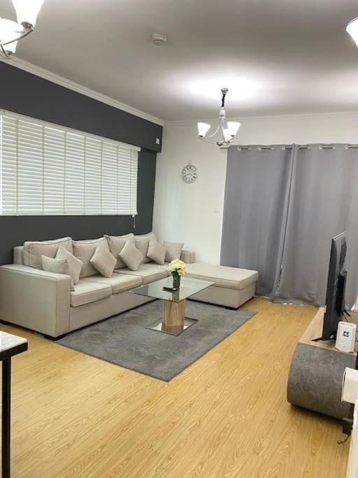 Elite Luxury - Spacious 2br Apt 1517 Sqft In Marina Both Bedroom Ensuite Walking To Metro Restaurants Beach Mall Marina Walk *