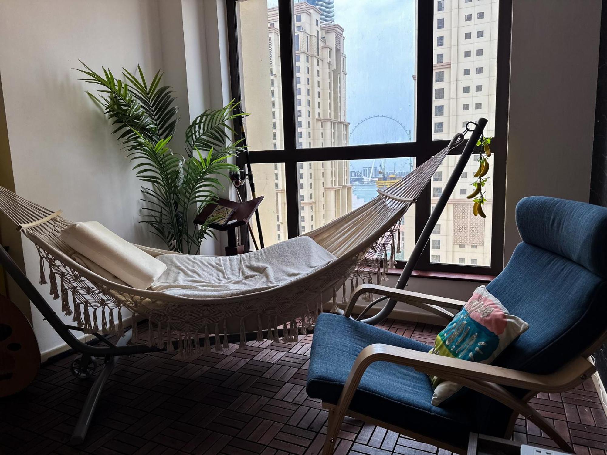 The Journey - Infront Of Tram-metro, Access To Beach, Pool & Gym - Enjoy Our Seaview - Coworking Space - Resident Housekeeping - Inhouse Food Menu - All At Jumierah Beach Residence, Marina * Dubái