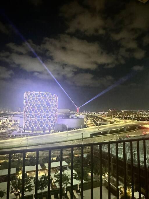 ‎‏stylish 2br In The Hart Of Hills! Appartement Dubai