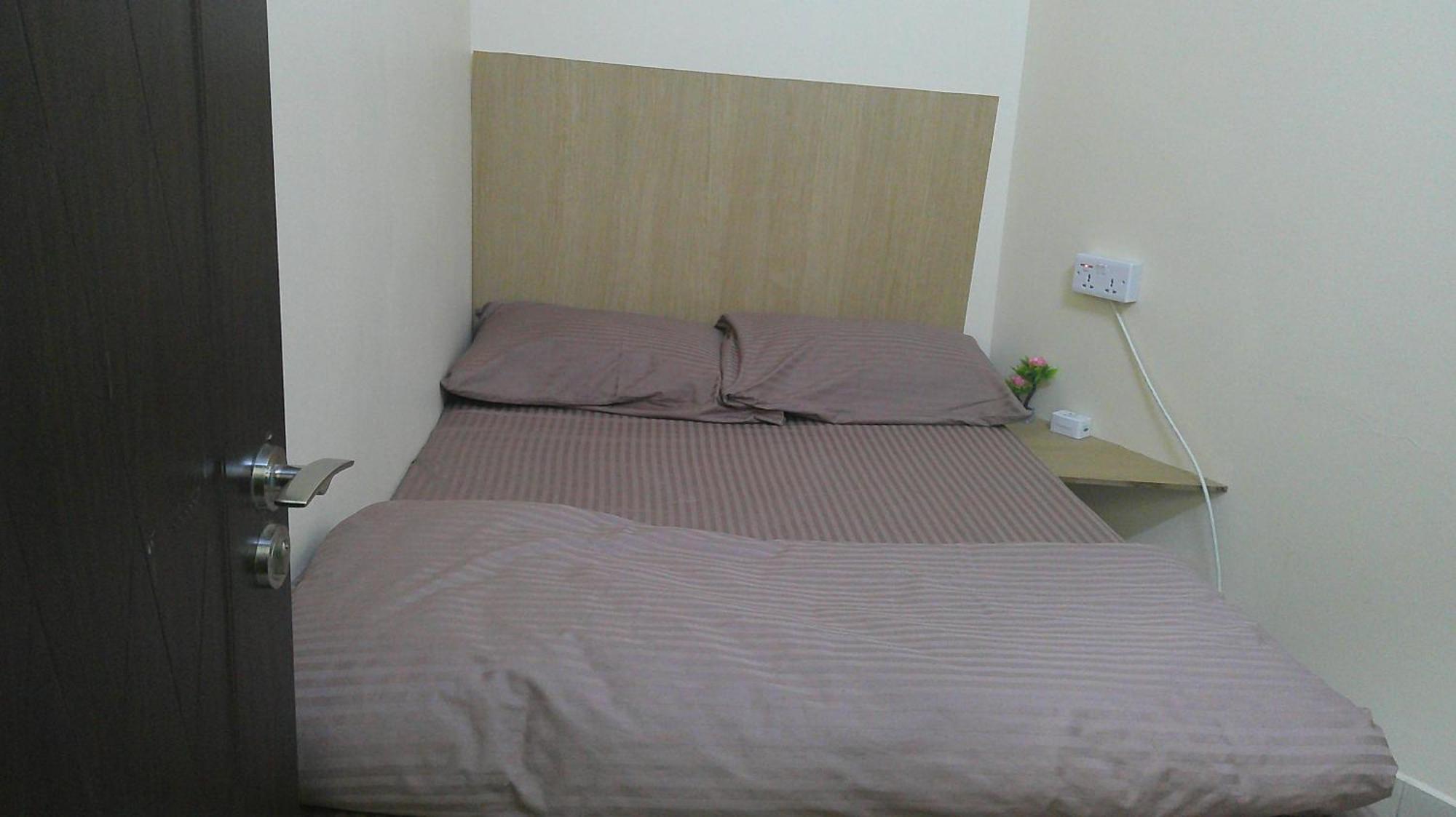 Ruby Star Budget With Shared Washroom Access 321 Inn *