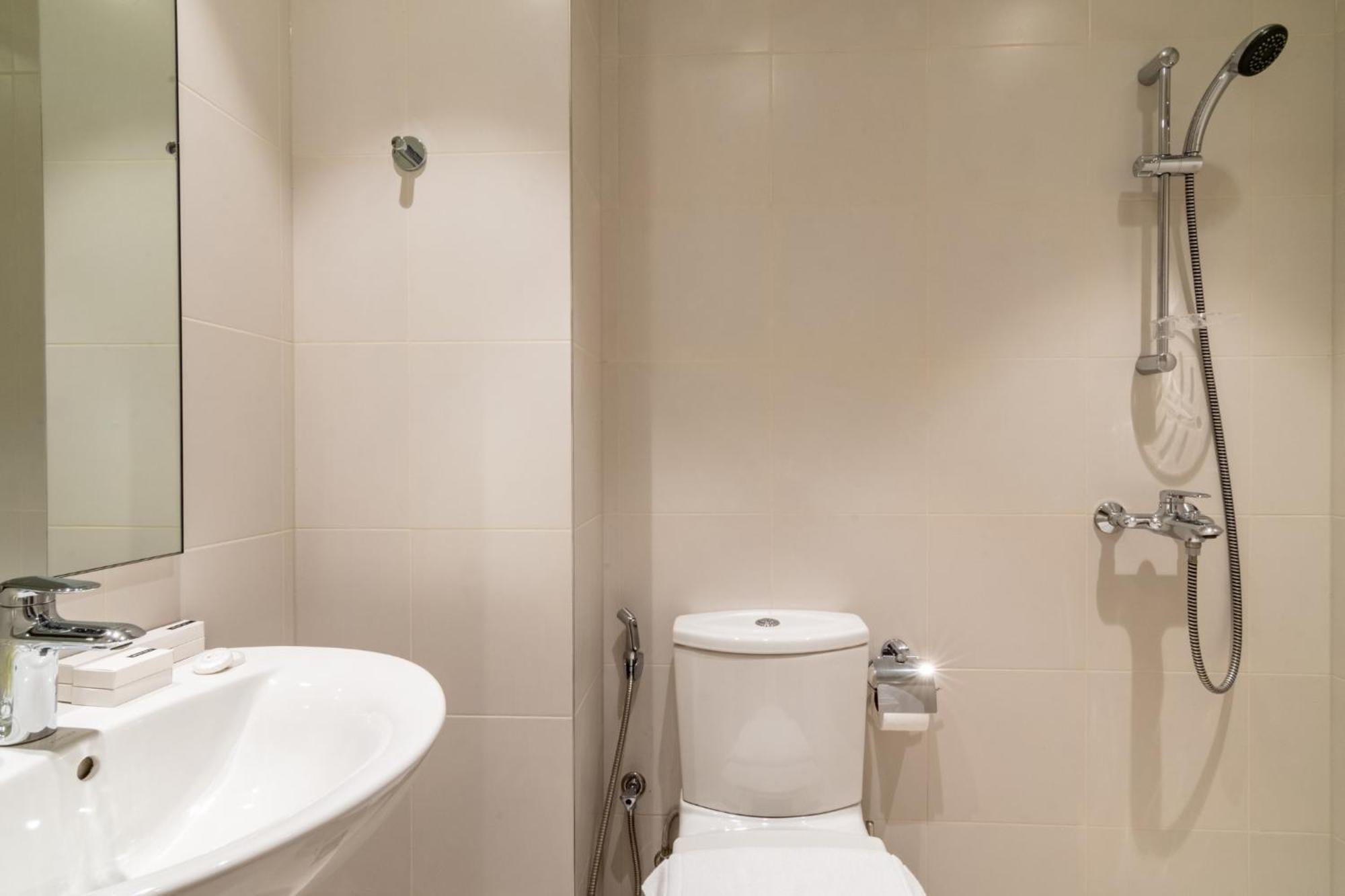 Spacious And Overlooking Burj & Fountains Appartement Dubaï
