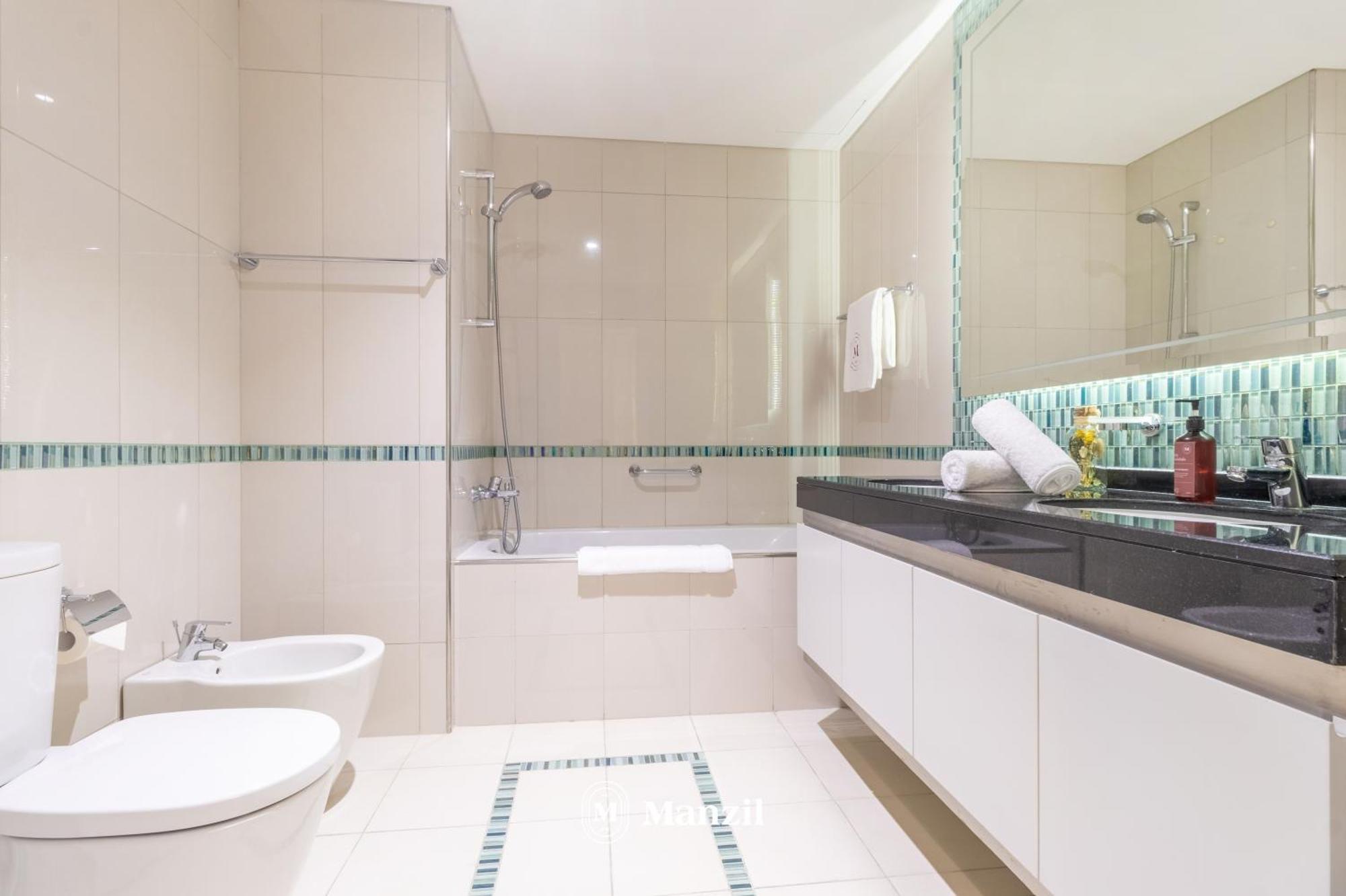 Apartament Manzil - 2br In Marina With Sea And Marina View Dubai