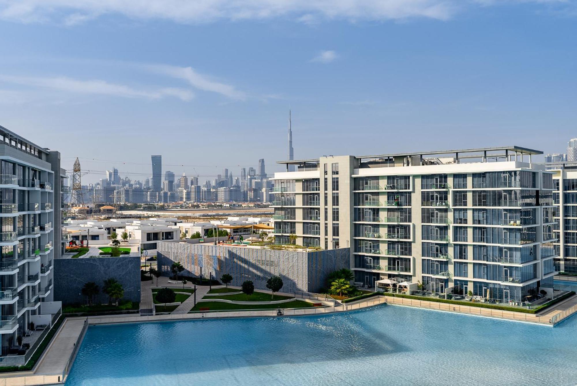 3bdr With Maid I District One I Lagoons View Appartement