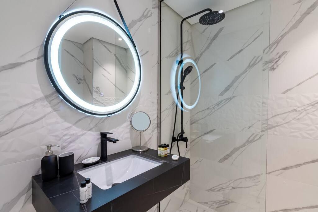 First Class With Premium And Stylish Appartement
