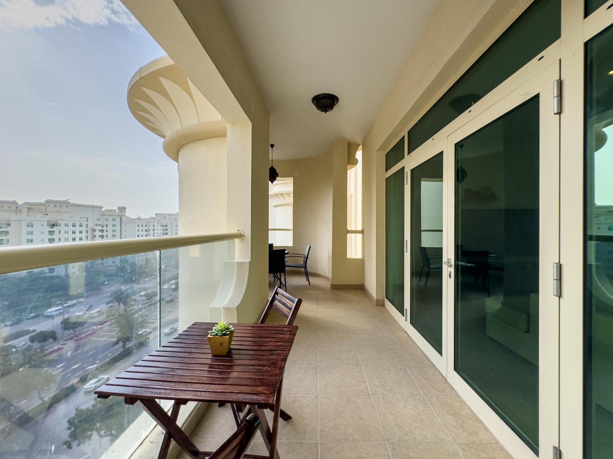 Beachfront 2br - Private In Palm Jumeirah Appartement *