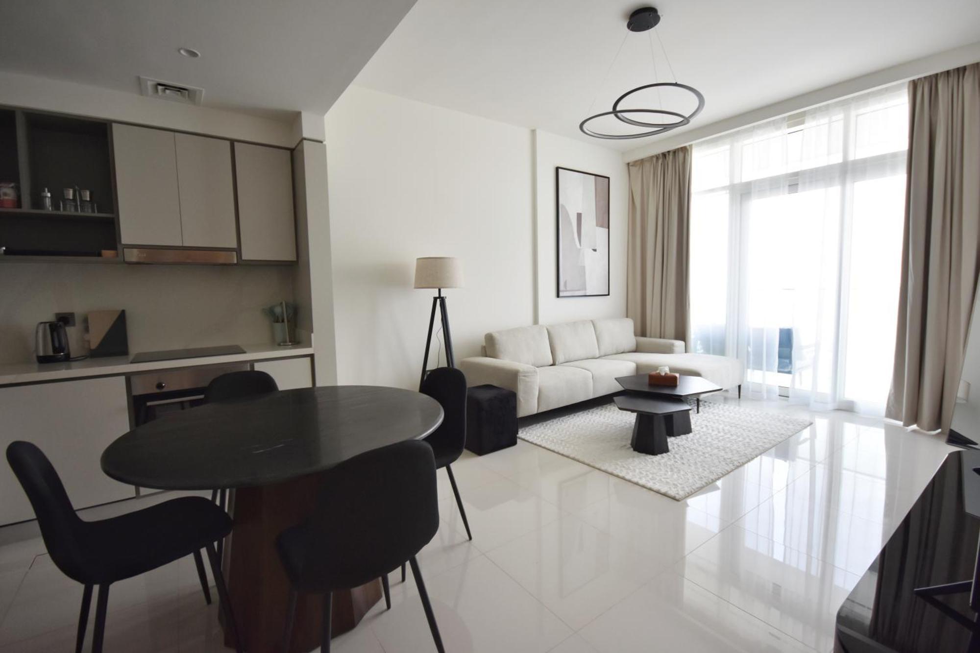 Appartement Stunning 2br With Panoramic Sea View In Beachfront - 24ab07 *