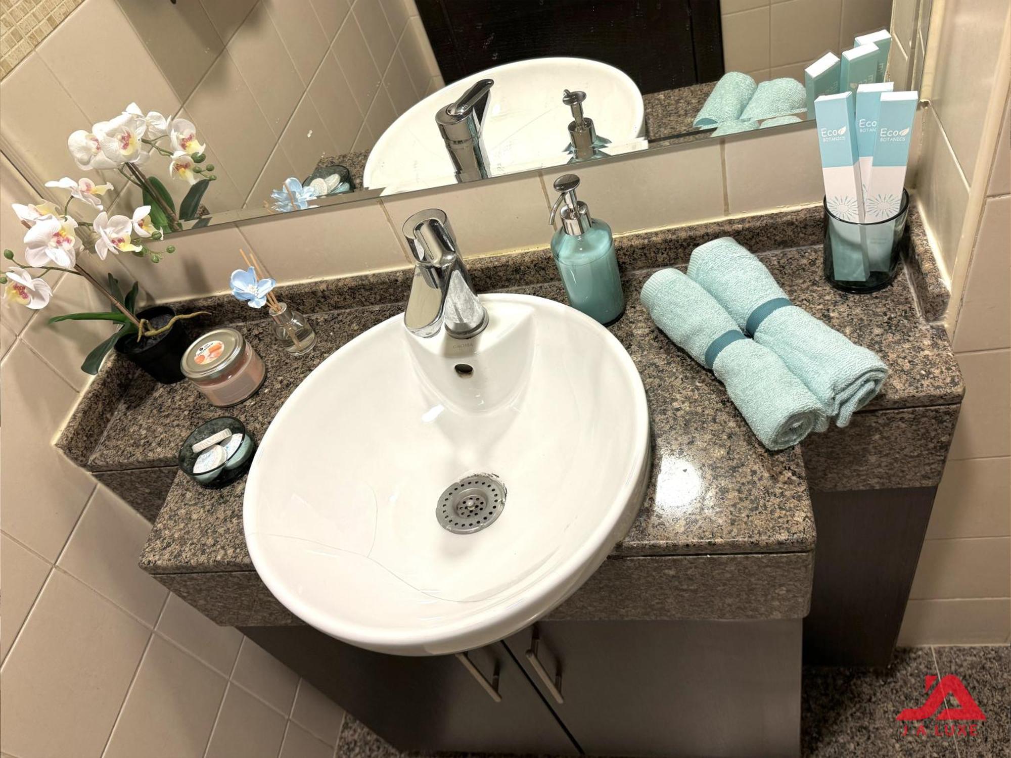 Lovely Marina View 1br In Bay Central Tower Appartement Dubai