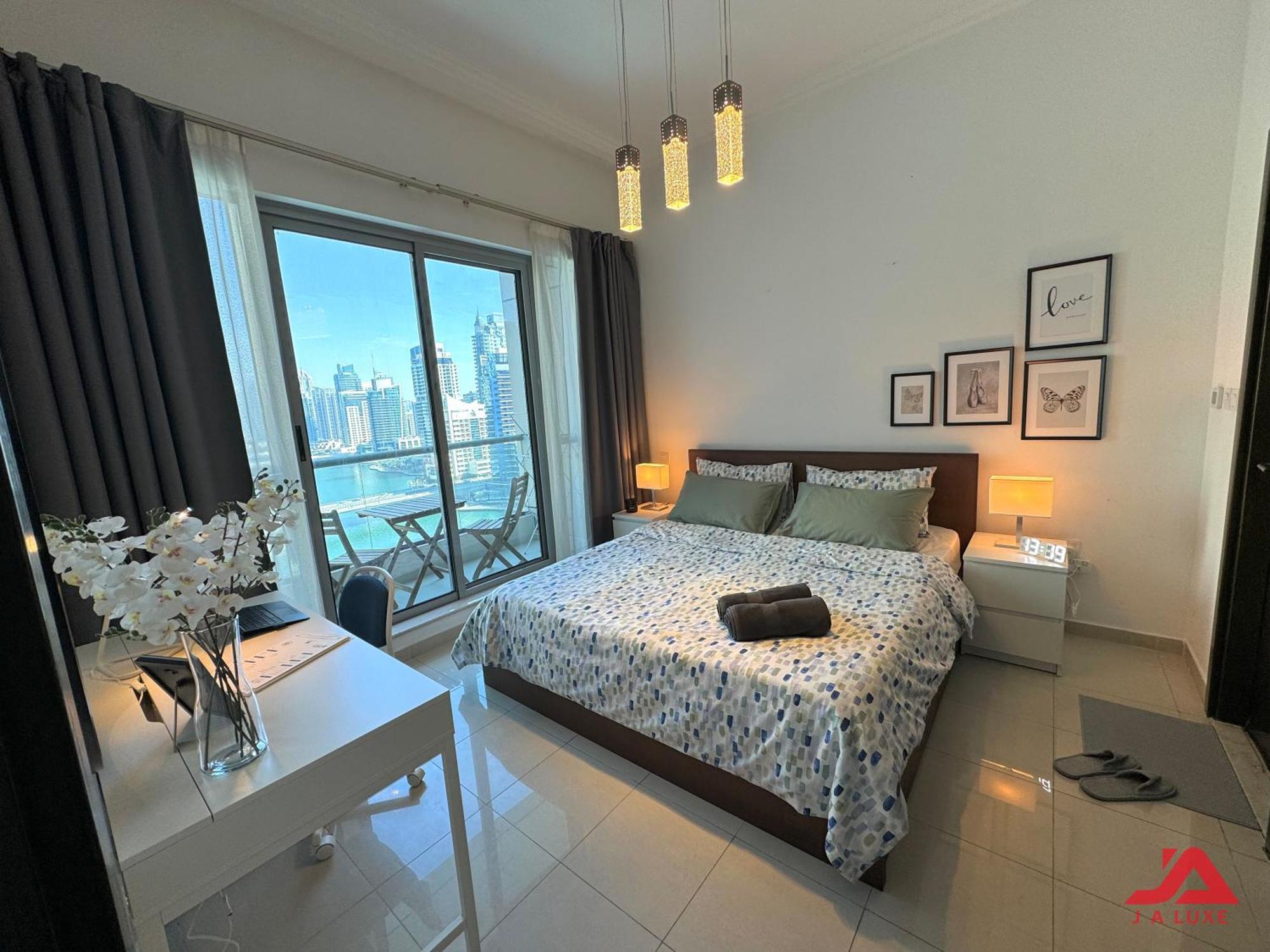Appartement Lovely Marina View 1br In Bay Central Tower Dubai