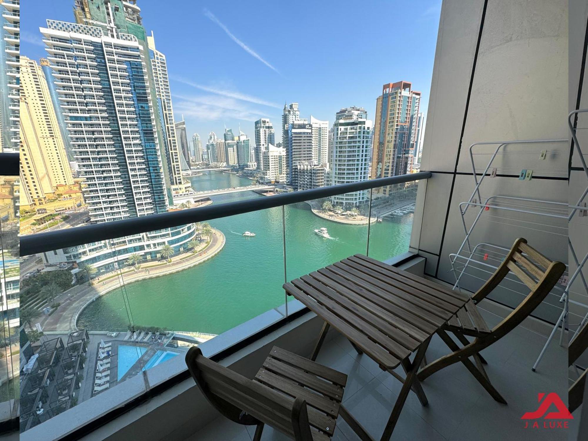 Appartement Lovely Marina View 1br In Bay Central Tower Dubai