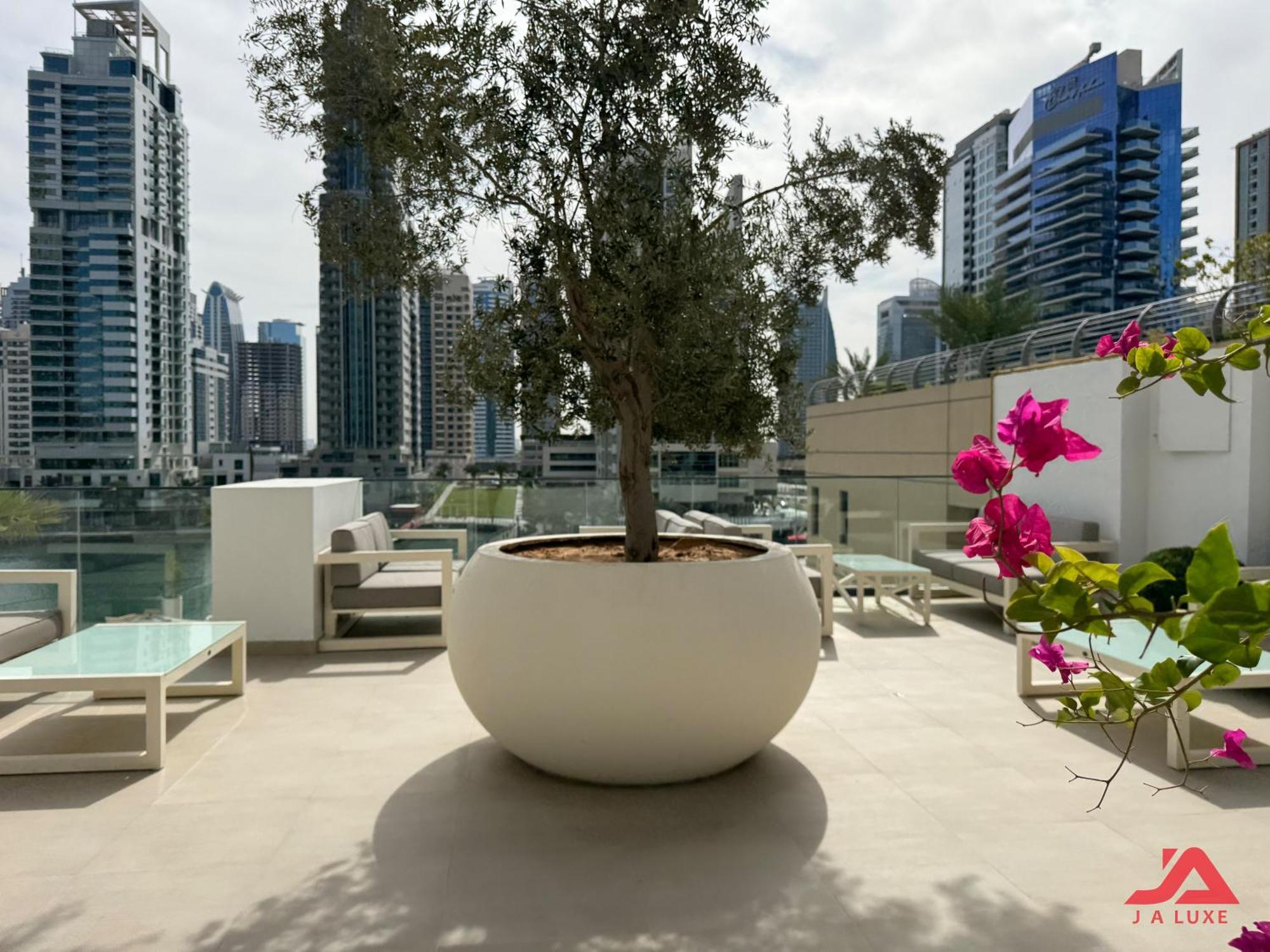 Apartamento Cozy Sea View Apt In Liv Tower, Marina Cozy Marina & Sea View Apt In Bay Central Tower With Modern Gym & Pool, Steps To Jbr Beach & Metro Dubái