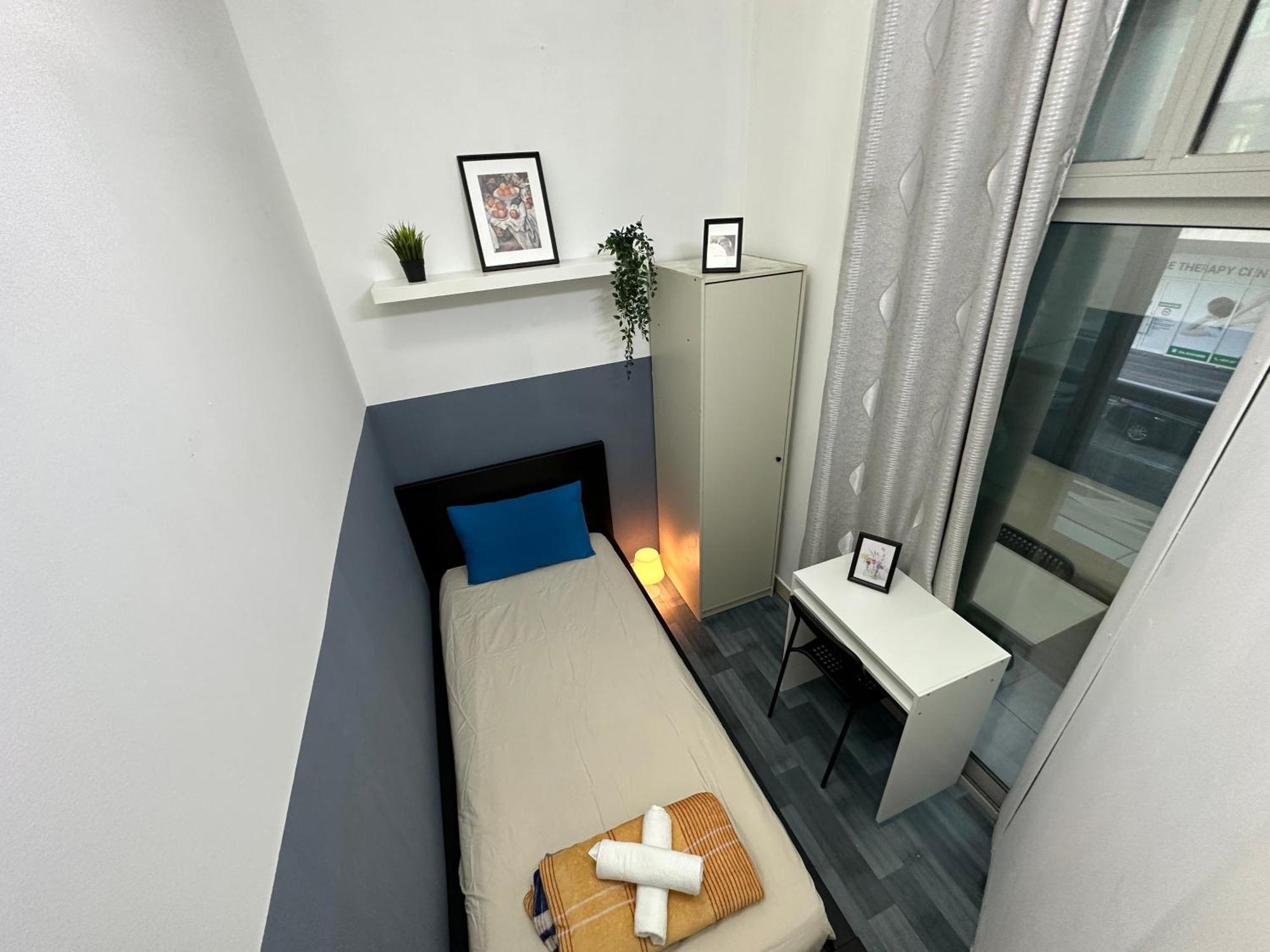 Quarto em Acomodações Particulares Partition 5 Mins To Mashreq Metro Dubai