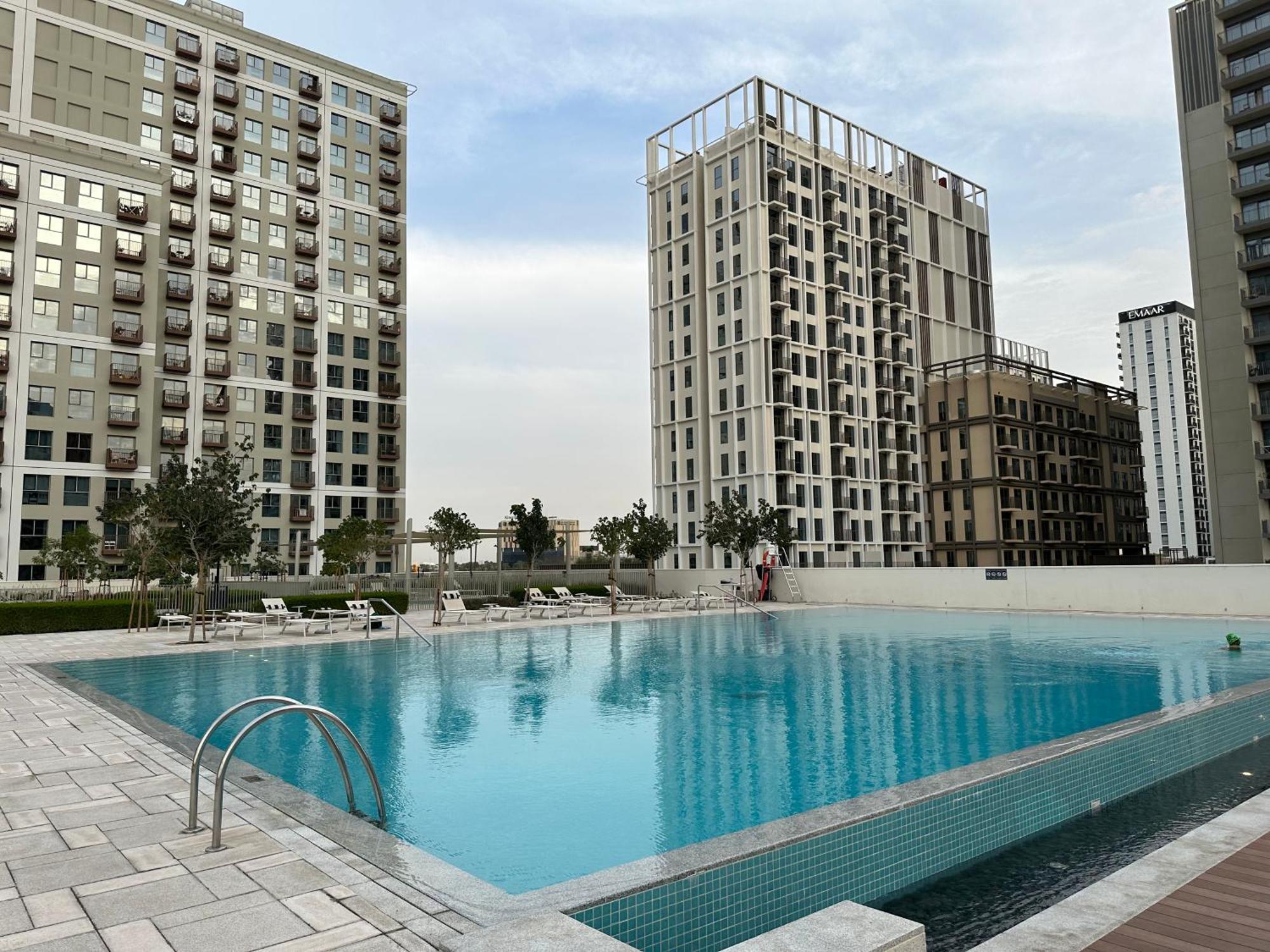 Apartment Chic 1-bed Oasis In Hills *