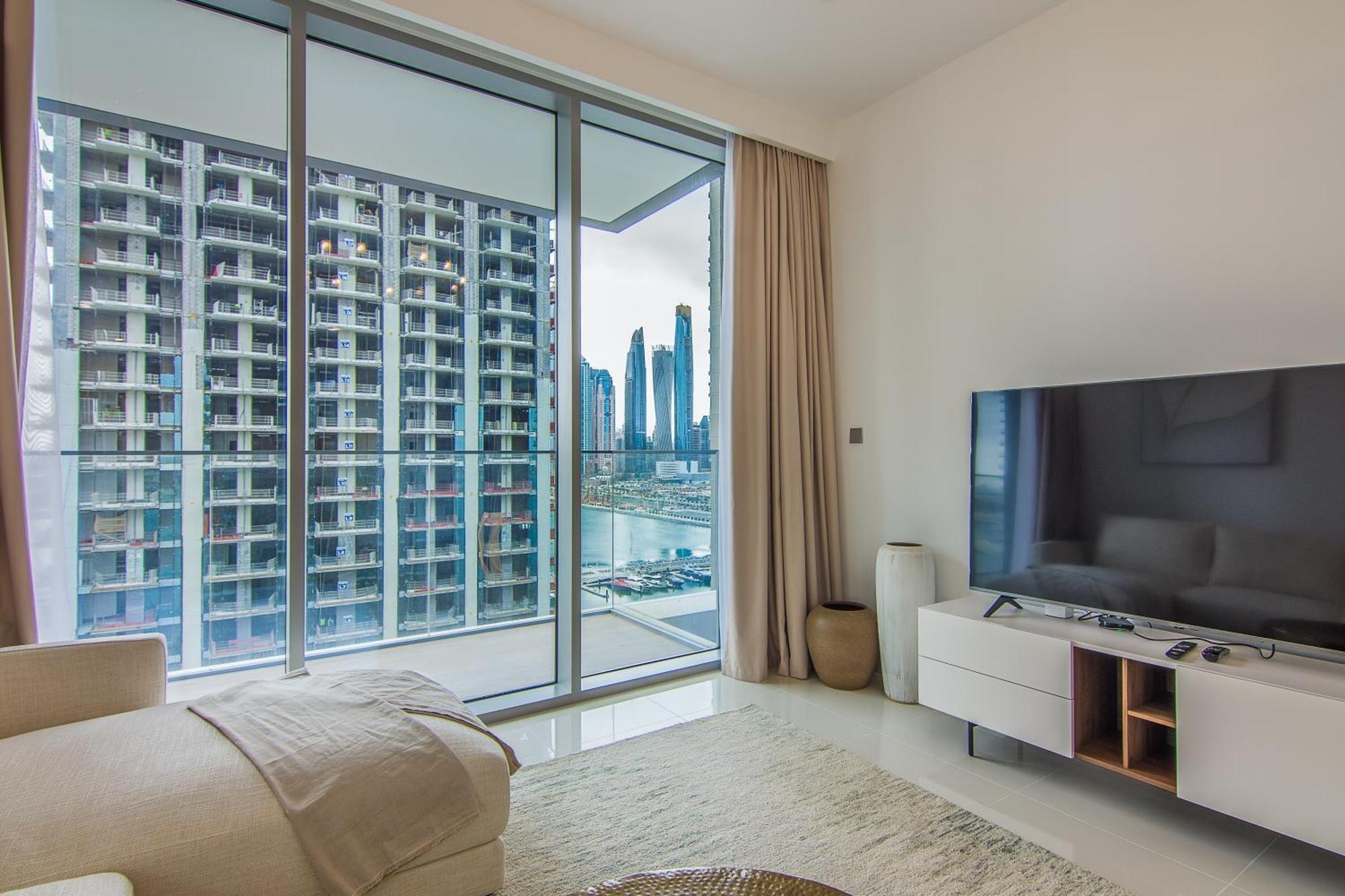 Luxe Living In Beachfront 2 Bedroom In Marina Apartamento