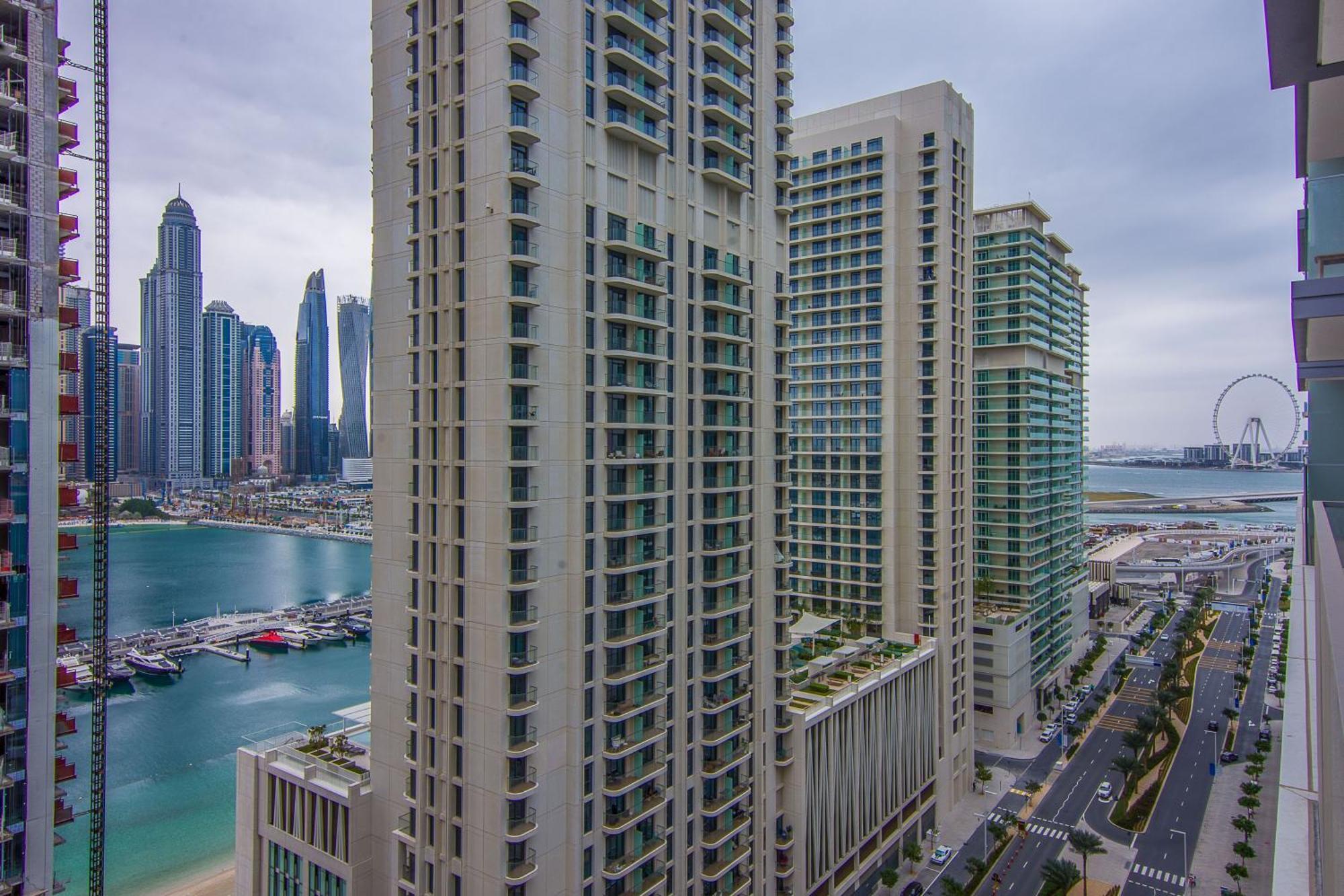 Apartamento Luxe Living In Beachfront 2 Bedroom In Marina *